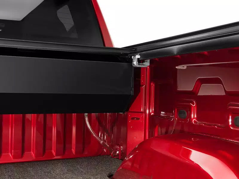 RETRAX ONE MX TONNEAU COVER